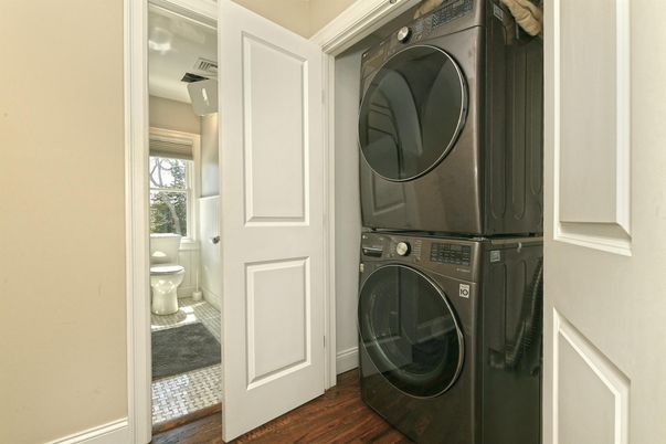 Bathroom, Interior, Utility Closets, Washer, Wood Texture Flooring