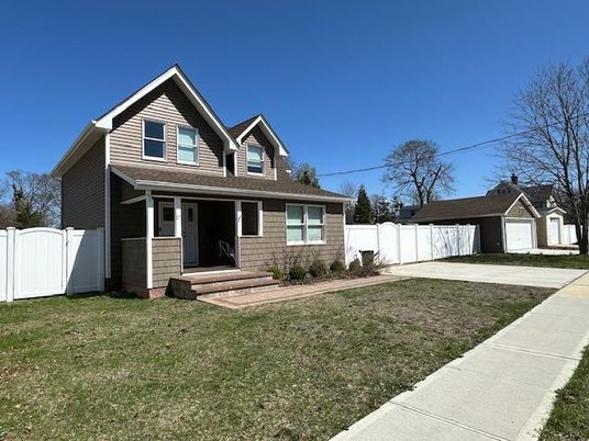 Backyard, Detached Garage, Exterior, Facade, Cape Cod