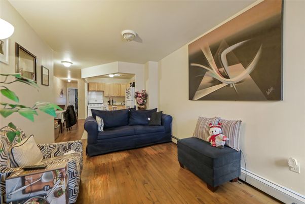 Interior, Kitchen, Living room, Stainless Steel Appliances, Wood Texture Flooring