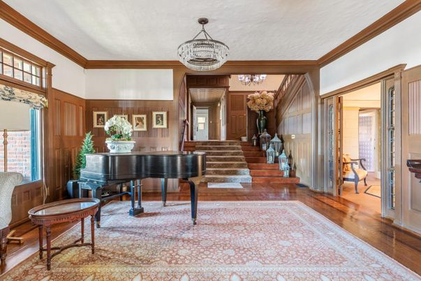 Chandelier, Interior, Piano, Wood Texture Flooring
