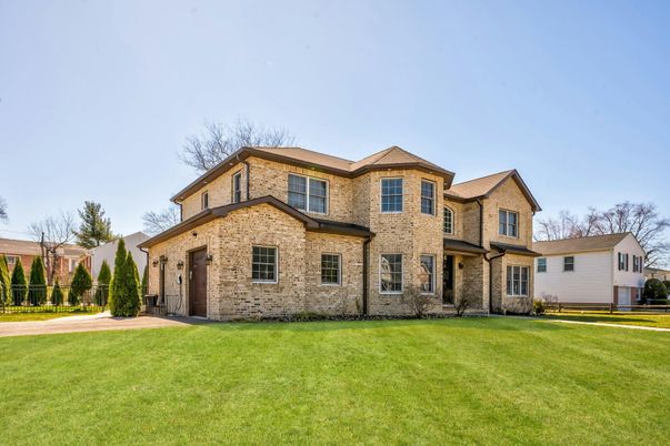 Backyard, Exterior, Facade, Brick Facade, French Provincial