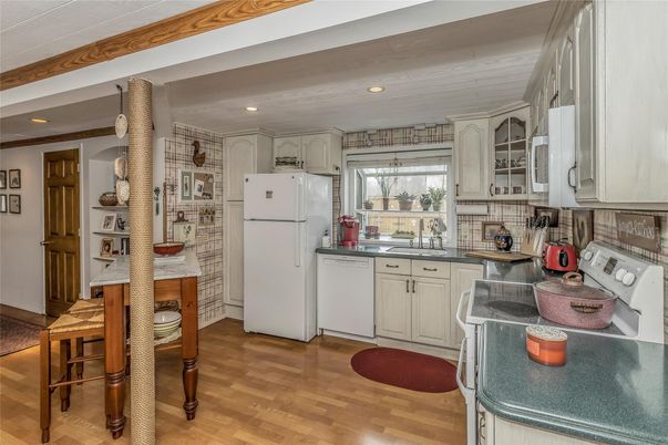 Interior, Kitchen, Recessed Lighting, Wood Texture Flooring