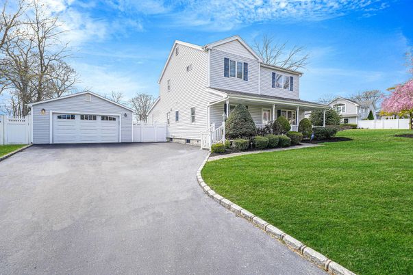 Detached Garage, Exterior, Facade, Cape Cod