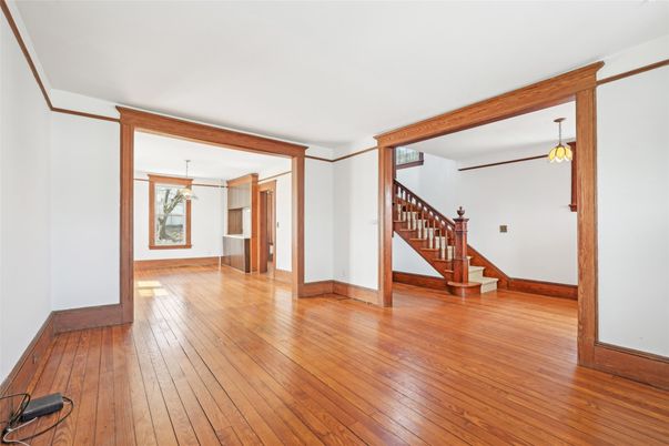 Empty room, Interior, Pendant Lights, Wood Texture Flooring