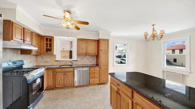 Chandelier, Interior, Kitchen