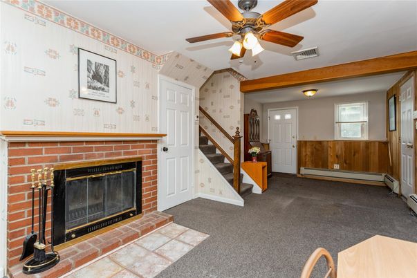 Empty room, Fireplace, Interior