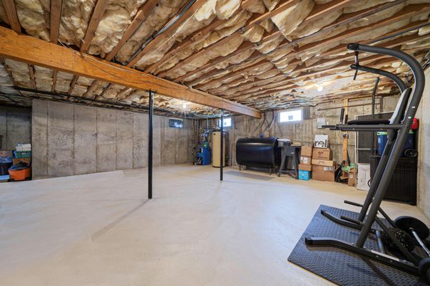 Fitness Equipment, Interior, Wooden Beams