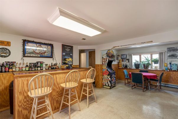 Dining room, Interior