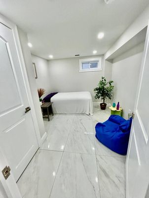 Interior, Marble, Recessed Lighting
