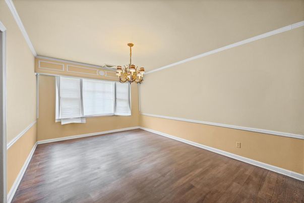 Chandelier, Empty room, Interior, Wood Texture Flooring