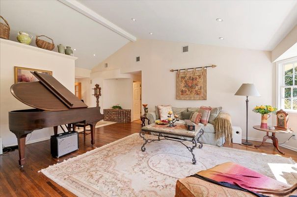 Interior, Living room, Piano, Recessed Lighting, Wood Texture Flooring