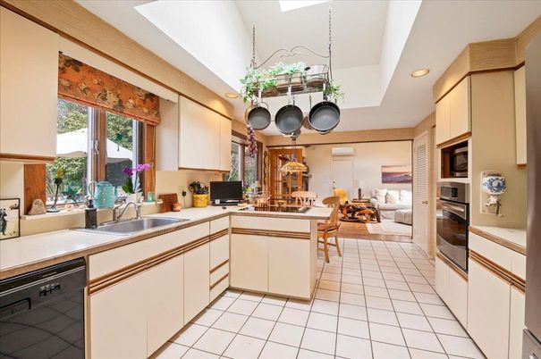 Interior, Kitchen, Living room, Recessed Lighting