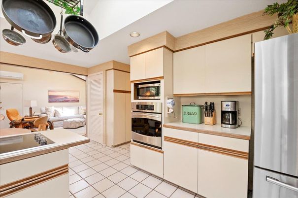 Bedroom, Interior, Kitchen, Living room, Recessed Lighting