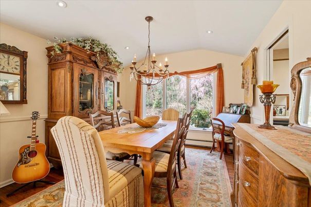 Chandelier, Dining room, Interior, Recessed Lighting, Wood Texture Flooring