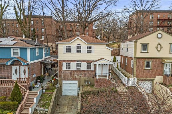 Attached, Exterior, Facade, Brick Facade, Solar Panels, Queen Anne Victorian