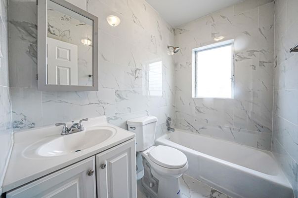 Bathroom, Interior, Marble, Marble Walls