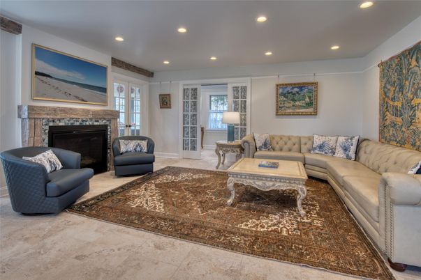 Fireplace, Interior, Living room, Recessed Lighting