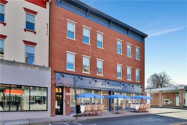 Exterior, Facade, Brick Facade, Rowhouse