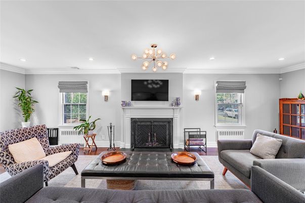 Fireplace, Interior, Living room, Pendant Lights, Recessed Lighting
