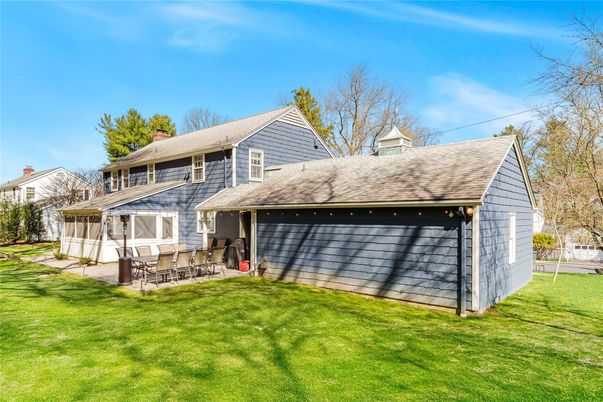 Backyard, Detached Garage, Exterior