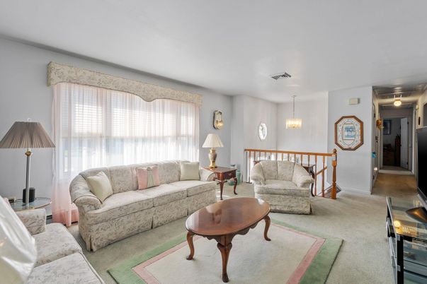 Interior, Living room, Pendant Lights