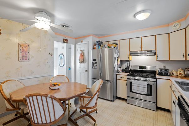 Dining room, Interior, Kitchen