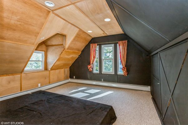 Empty room, Interior, Recessed Lighting, Wooden Ceilings