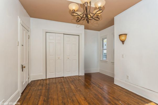 Chandelier, Empty room, Interior, Wood Texture Flooring