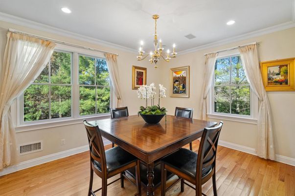 Chandelier, Dining room, Interior, Recessed Lighting, Wood Texture Flooring