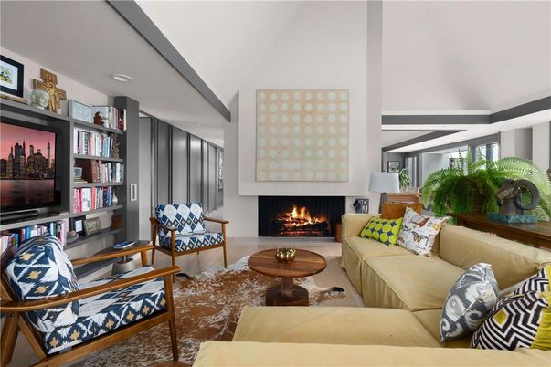 Fireplace, Interior, Living room, Recessed Lighting