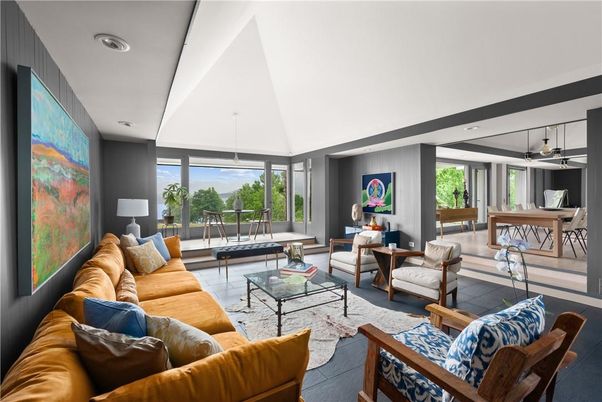Dining room, Interior, Living room, Pendant Lights, Recessed Lighting