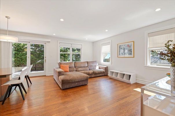 Dining room, Interior, Living room, Pendant Lights, Recessed Lighting, Wood Texture Flooring