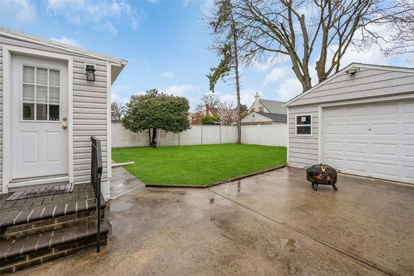 Backyard, Detached Garage, Exterior