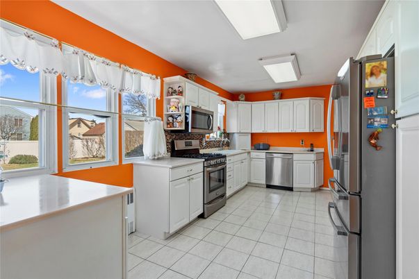 Interior, Kitchen, Stainless Steel Appliances