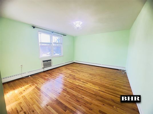 Chandelier, Empty room, Interior, Wood Texture Flooring
