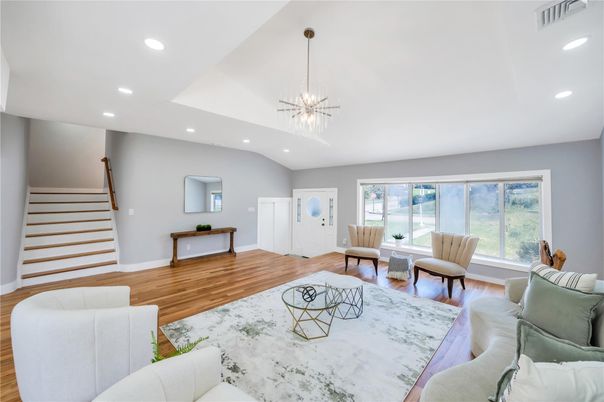 Dining room, Interior, Living room, Pendant Lights, Recessed Lighting, Wood Texture Flooring