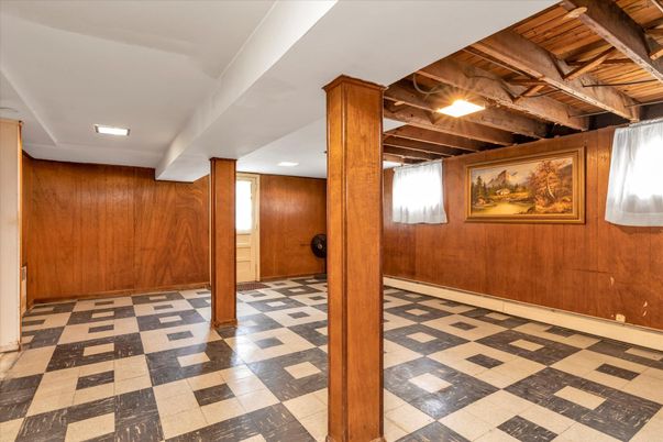 Interior, Recessed Lighting, Wooden Walls