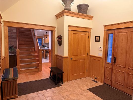 Interior, Kitchen, Pendant Lights, Wood Texture Flooring