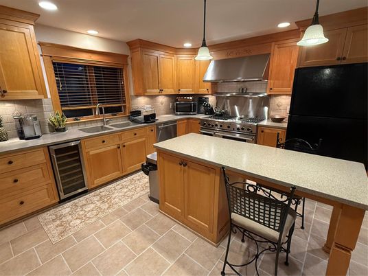 Interior, Kitchen, Pendant Lights, Recessed Lighting, Stainless Steel Appliances