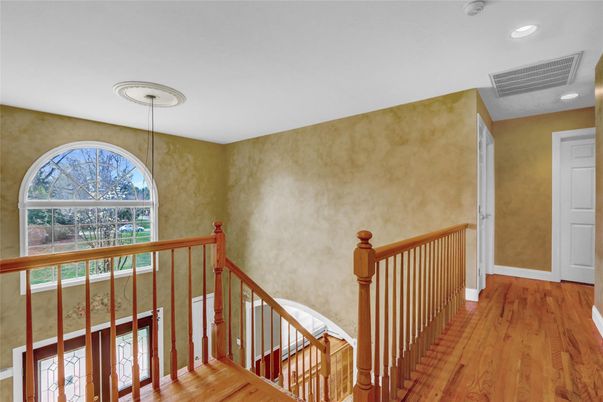 Interior, Pendant Lights, Recessed Lighting, Wood Texture Flooring