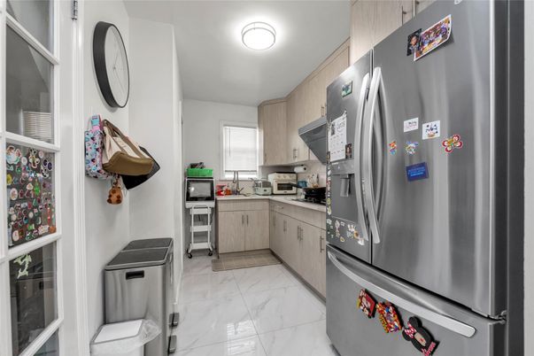 Interior, Kitchen, Marble, Stainless Steel Appliances