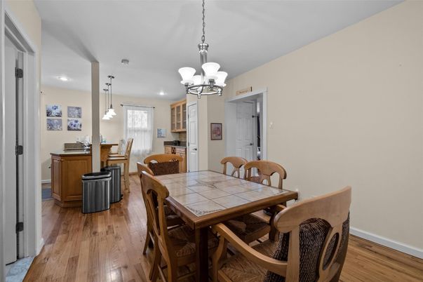 Chandelier, Dining room, Interior, Kitchen, Pendant Lights, Recessed Lighting, Wood Texture Flooring