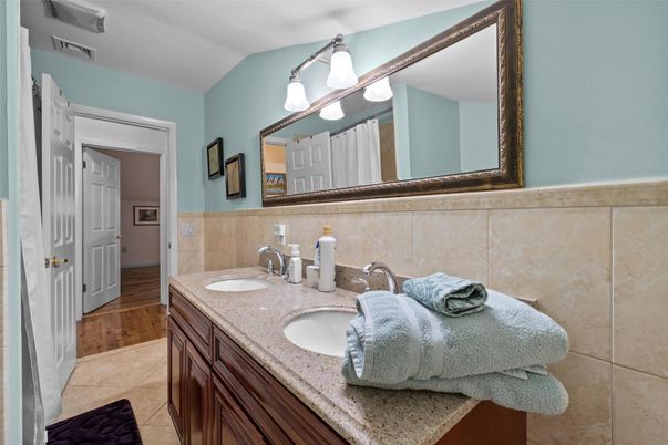 Bathroom, Dual Sink Vanities, Interior, Wood Texture Flooring