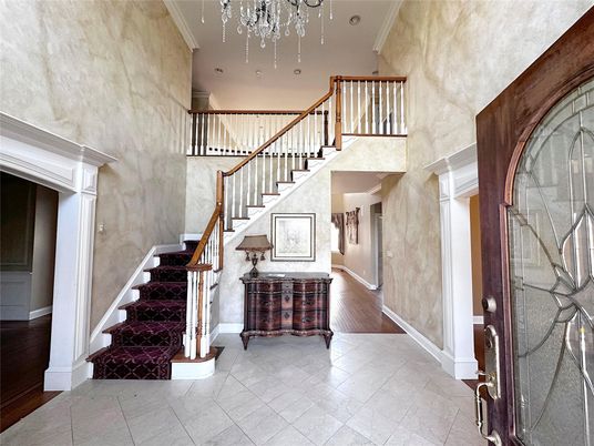 Chandelier, Interior, Recessed Lighting, Wood Texture Flooring