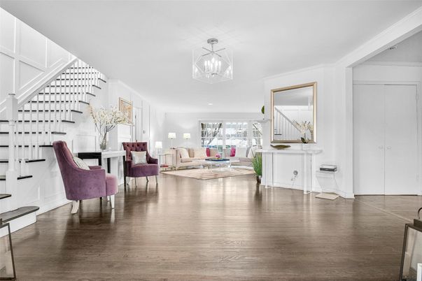 Interior, Living room, Pendant Lights, Recessed Lighting, Wood Texture Flooring