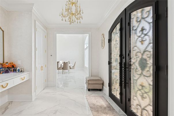 Chandelier, Interior, Marble