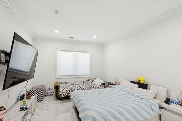 Bedroom, Interior, Marble, Recessed Lighting
