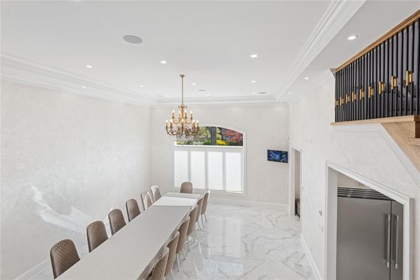 Chandelier, Dining room, Interior, Marble, Recessed Lighting