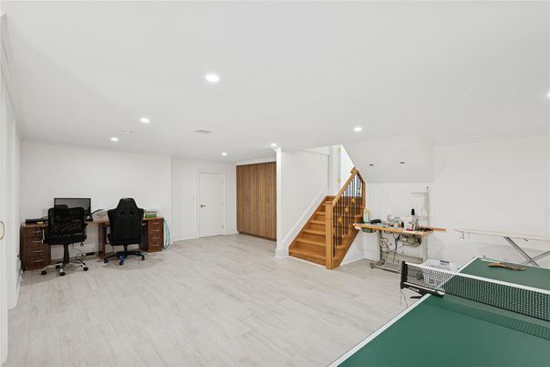 Home Office, Interior, Recessed Lighting, Wood Texture Flooring