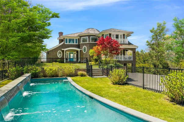 Exterior, Facade, Pool, French Provincial
